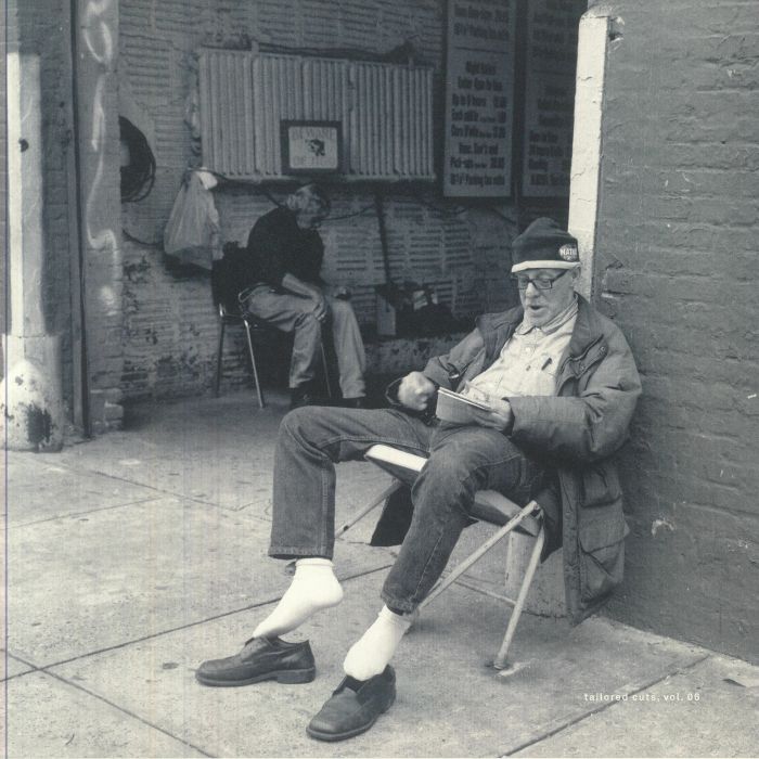 https://imagescdn.juno.co.uk/full/CS1144641-01A-BIG.jpg
